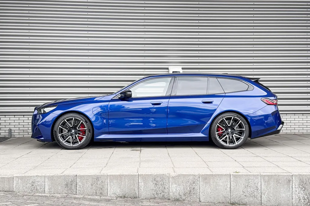 BMW M5 Touring 