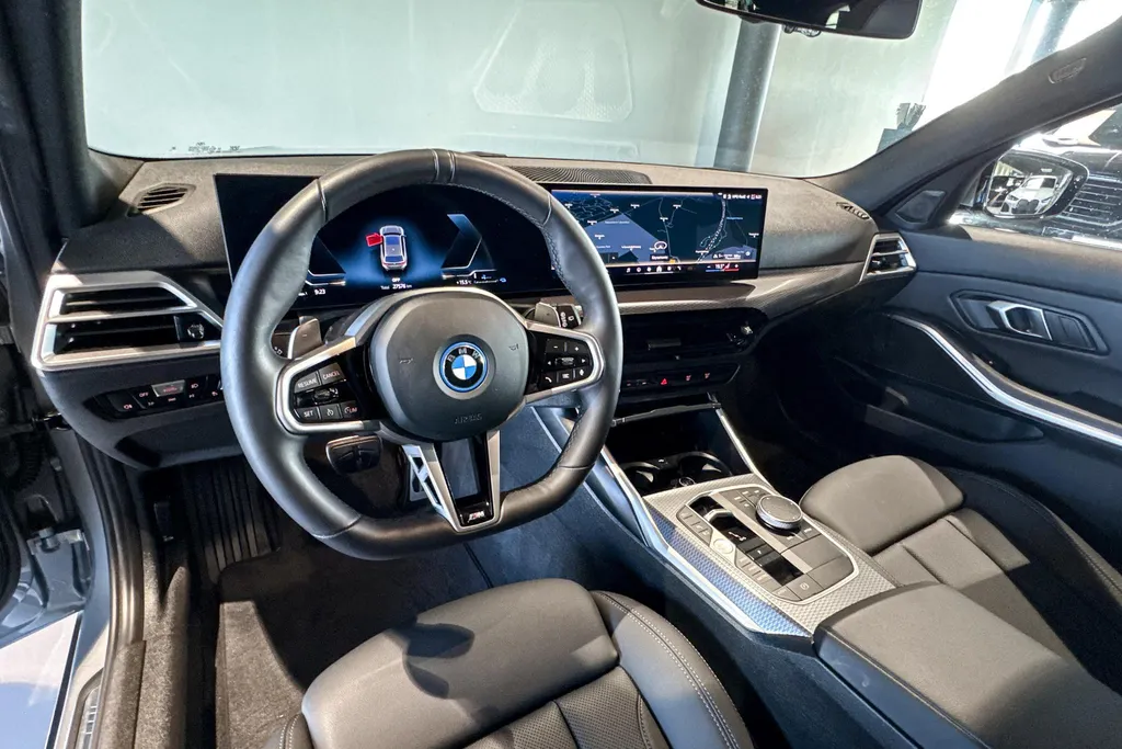 BMW 3 Serie Touring 330e