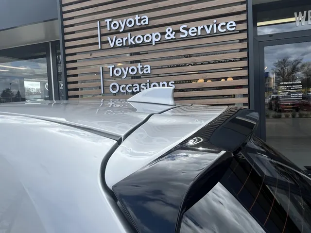 Toyota Yaris 1.5 Hybrid Active | Trekhaak | Camera | Stoelverwarming