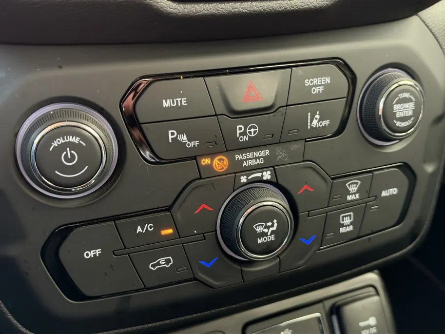 Jeep Renegade 1.5T e-Hybrid 130 PK Altitude | Navi | LED | Carplay