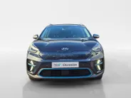 Kia e-Niro DynamicPlusLine 64 kWh | Accu 99,5 % | 3 Fase laden | 1e Eigenaar | Dealer onderhouden | Stoelverwarming | Schuif-/kanteldak | Fabrieksgarantie t/m 24-08-2029 + 3x 1 jaar |  NAP |
