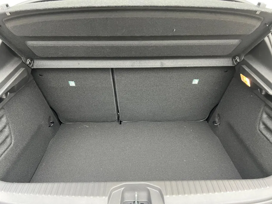 Mitsubishi Colt 1.6 HEV Intense | Automaat | Apple Carplay | Climate Controle | Camera | Parkeersensoren | 8 Jaar fabrieksgarantie |