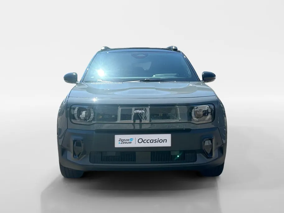 Renault 4 comfort range iconic 52 kWh | Stuur- & Stoelverwarming | Sfeerverlichting | Apple Carplay & Android Auto | Harman & Kardon Audio | Camera | Navigatie | Parkeersensoren | Rijdende Demo | Beschikbaar vanaf November 2026