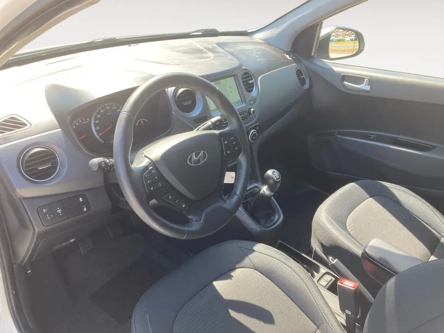Hyundai i10 1.0i Premium | Stoel- stuurverwarming | Navi | PDC