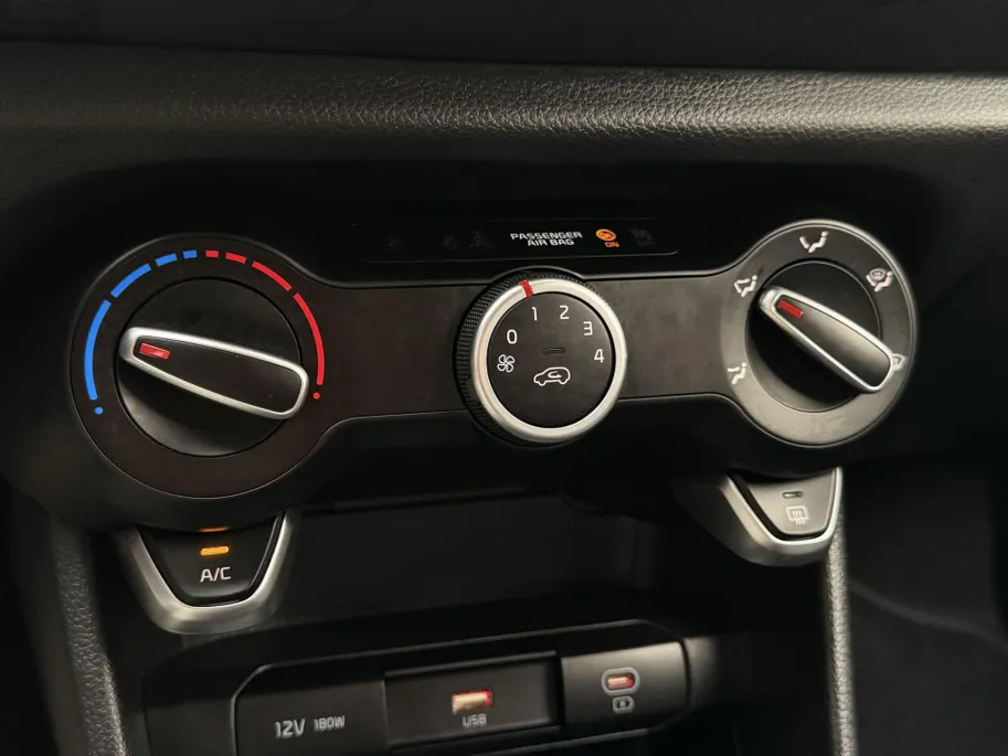 Kia Picanto 1.0 DPI DynamicPlusLine | Navi | Achteruitrijcamera | Parkeersensoren achter | Apple/Android carplay | Cruise control | LED | Privacy glass | LMV