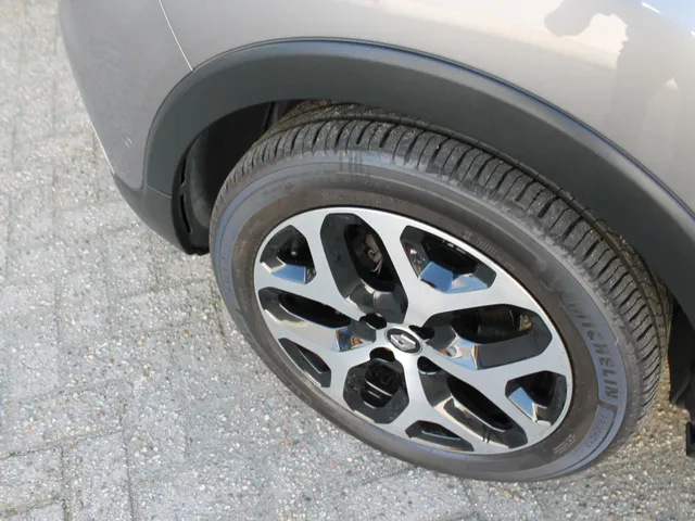 Renault Captur 1.2 TCe 120 PK Intens | Automaat | Camera achter |