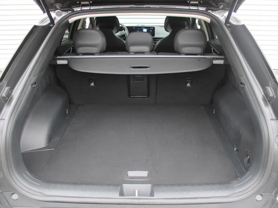 Kia EV6 Air 84 kWh | Stuur-/stoelverwarming | Camera | Cruise adapt. | Telefoonlader | Clima | Navi | 19' LM | LED | Apple Carplay/Android Auto |