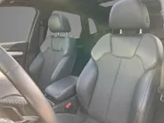 Audi Q5 50 TFSIe 220kW/299PK S Line · Panoramadak · Camera · Apple/Android Car Play · Adaptive Cruise Control · Navigatie · Drive select