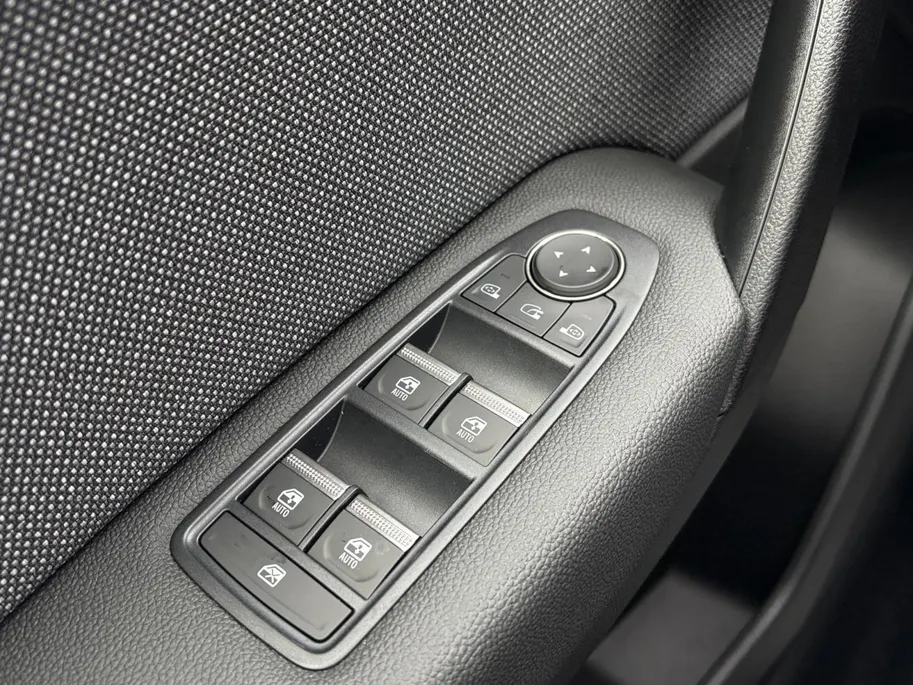 Renault Symbioz techno full hybrid E-Tech 160 | Nu leverbaar met €3.500,- op=opEXTRA Zeeuw & Zeeuw voorraadkorting en 5 jaar GRATIS garantie tot 160.000km! | Financier tegen 2,9% rente