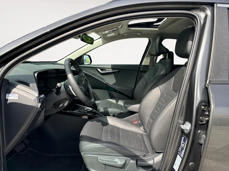 Kia Niro 1.6 GDi Hybrid DynamicPlusLine | Navi | Clima | Camera | Adaptive Cruise | Head-Up Display | Schuif-/Kanteldak | Stoel-/Stuurwielverwarming