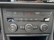 SEAT Leon ST 1.2 TSI Reference Business | Cruise | Sensoren | Lichtmetalen velgen |