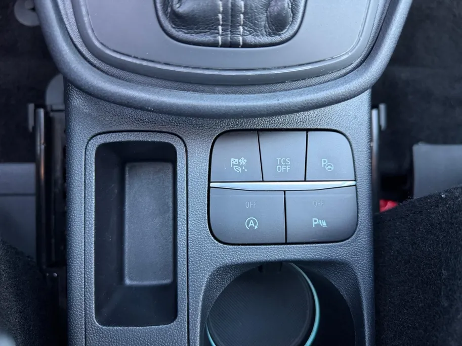 Ford Puma Vignale | Dealer onderhouden | Automaat | Winter pack | BLIS | Adapt. Cruise control | Lederen bekleding | Elektr. Achterklep | 18' lichtmetalen velgen | Bovag garantie |