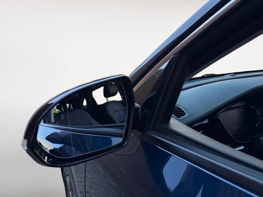Kia Niro 1.6 GDi Hybrid ExecutiveLine | Stoel verwarming en ventilatie | Dodehoek detectie | Schuif/kantel dak | Trekhaak  | Keyless Entry | Apple CarPlay/ Android Auto | Lichtmetalen Velgen |