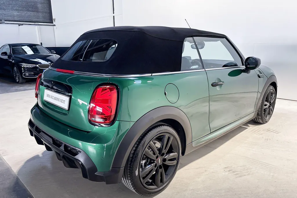 MINI Cooper Cabrio 1.5 Cooper Seaside Edition