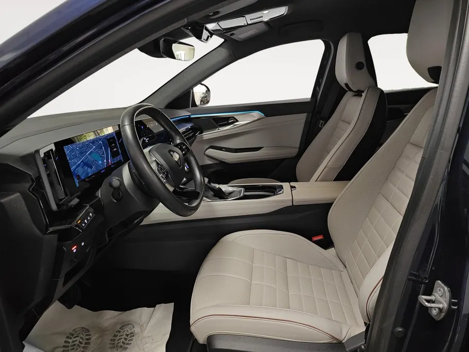 Renault Espace E-Tech full hybrid 200 iconic 7p. AUTOMAAT NAVI AIRCO 360CAMERA LEER EL. STOELEN STOEL+STUUR VERWARMING 4CONTROL ADVANCE DRIVESYSTEM ETC. DIKSTE UITVOERING DEALER ONDERHOUDEN