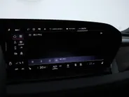 Audi Q6 e-tron 252pk S edition 83 kWh · SOH 97,5% · Panoramadak · Leder · 360 Camera · Luchtvering · Wegklapbare Trekhaak · Stoelverwarming Voor + Achter ·