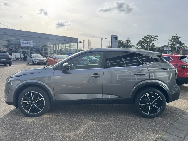 Nissan QASHQAI Automaat 1.3 MHEV Xtronic Tekna