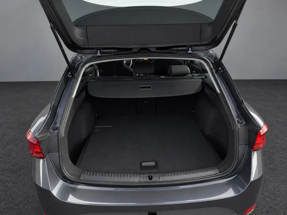 SEAT Leon Sportstourer FR Business 1.5 eHybrid 150 kW / 204 PK Station | Panorama dak | Matrix lichten | Metallic Lak | Herwaardering!!
