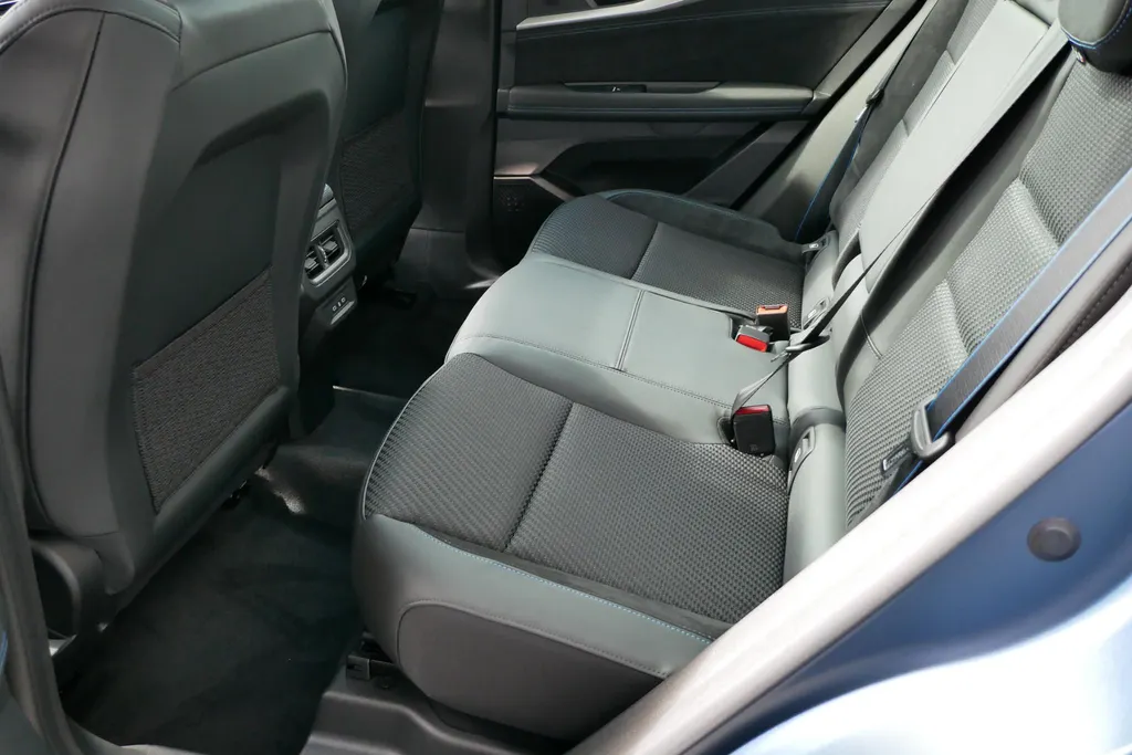 Renault Austral 1.2 E-Tech full hybrid 200 esprit Alpine | €9.300 VOORRAADKORTING op=op | 5 jaar garantie | Pack Light & Sound