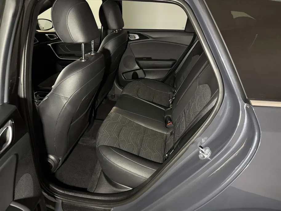 Kia Ceed Sportswagon Sw 1.0 T-GDi MHEV 100pk DCT7 Design Edition