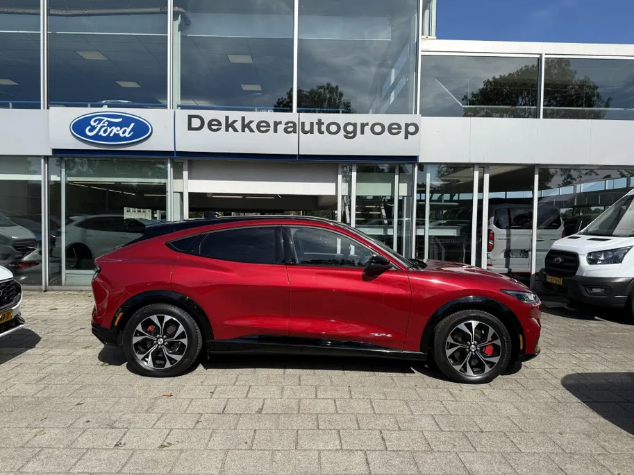 Ford Mustang Mach-E AWD 75 kWh