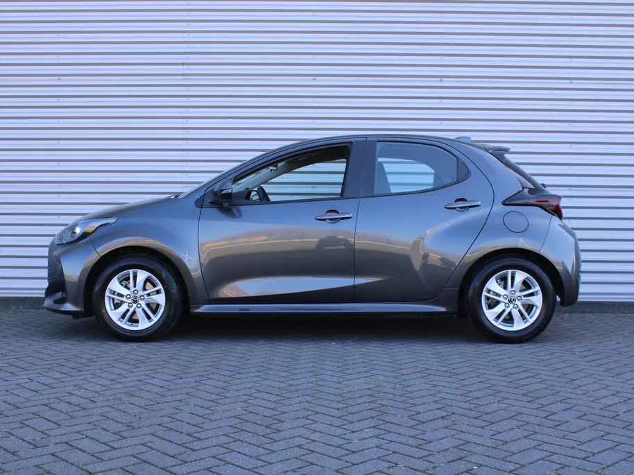 Mazda 2 Hybrid 1.5 Agile | Stuur-/stoelverwarming | Camera | 15' LM | Cruise adapt. | Airco |