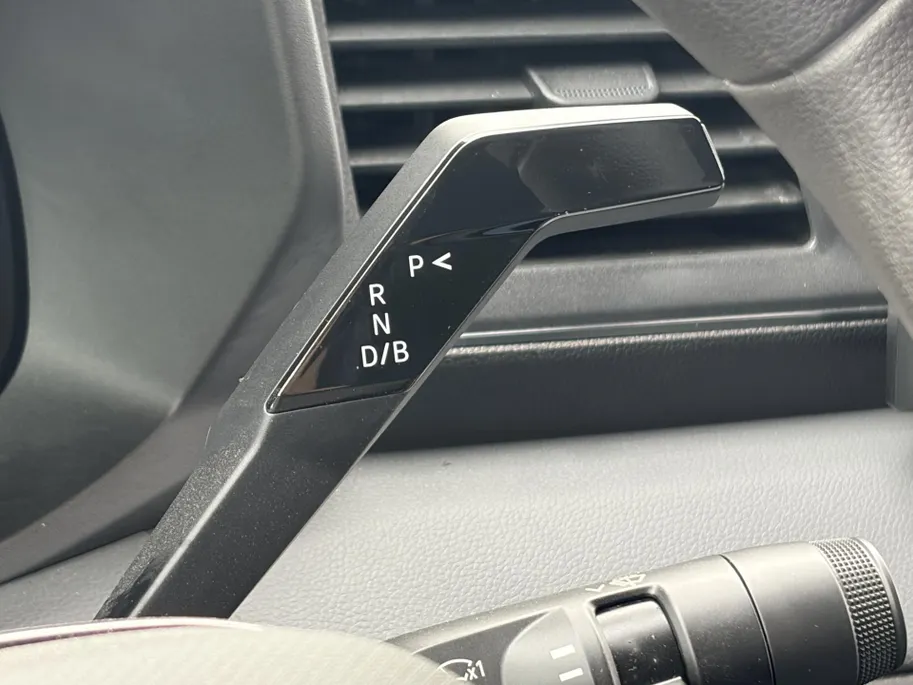Renault Master E-Tech T35 L2H2 Advance Long Range 87 kWh Automaat | NIEUWE AUTO - DIRECT LEVERBAAR! | Camera | Climate Control | Cruise Control | Apple CarPlay/Android Auto | Full LED | Licht & Regen Sensor | Parkeersensoren |
