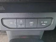 Kia EV4 GT-Line Business Edition 81.4 kWh | Keyless | Adaptive cruise control | Stoel + Stuur verwarming | Navigatie | Apple Carplay/Android Auto