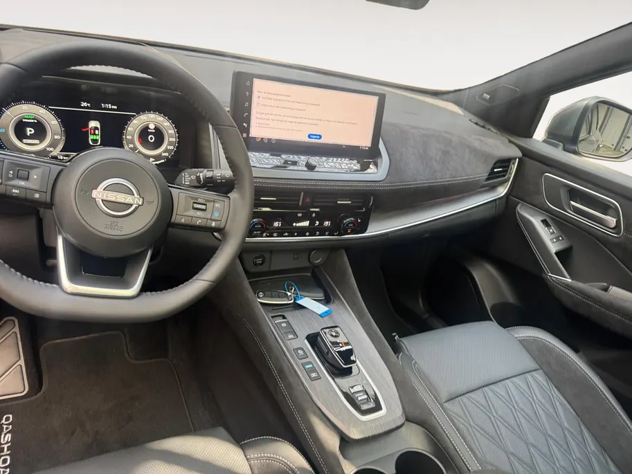 Nissan QASHQAI 1.5 e-Power Tekna Plus | Panoramadak | BLIS | Electrische bestuurdersstoel | Lederen bekleding |