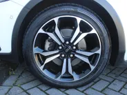 Ford Focus 1.0 EcoBoost Active Business | Trekhaak | Panoramadak | Stuur-/stoel-/voorruitverwarming | Camera | Navi | 18' LM | LED | Cruise adapt. | B&O audio | Zeer nette auto!! |