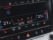 Audi Q8 Sportback e-tron 55 quattro S Line 115 kWh 300kW/408PK · Panoramadak · Luchtvering · 360°Camera · Drive select