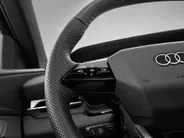 Audi Q6 e-tron Sportback S edition performance 306pk 100 kWh · SOH 97,8% · Panoramadak · Wegklapbare Trekhaak · 360 Camera · Stoelverwarming voor+achter · Bijrijder Display · 19'' Inch · Garantie t/m 10-08-2030 of 100.000km