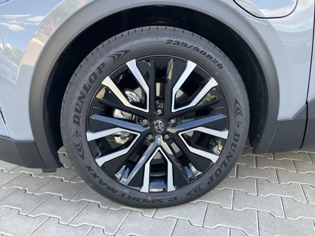 Toyota C-HR+ First Edition 77 kWh | Bi-Tone | 20'| Stoel&Stuurverw | Camera