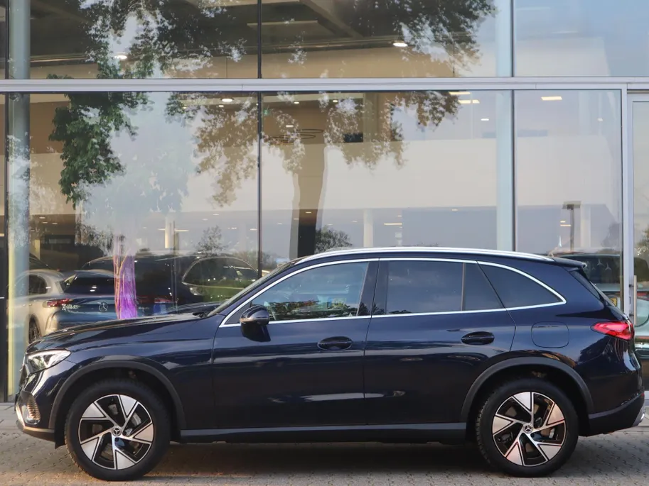 Mercedes-Benz GLC 300e 4MATIC Luxury Line