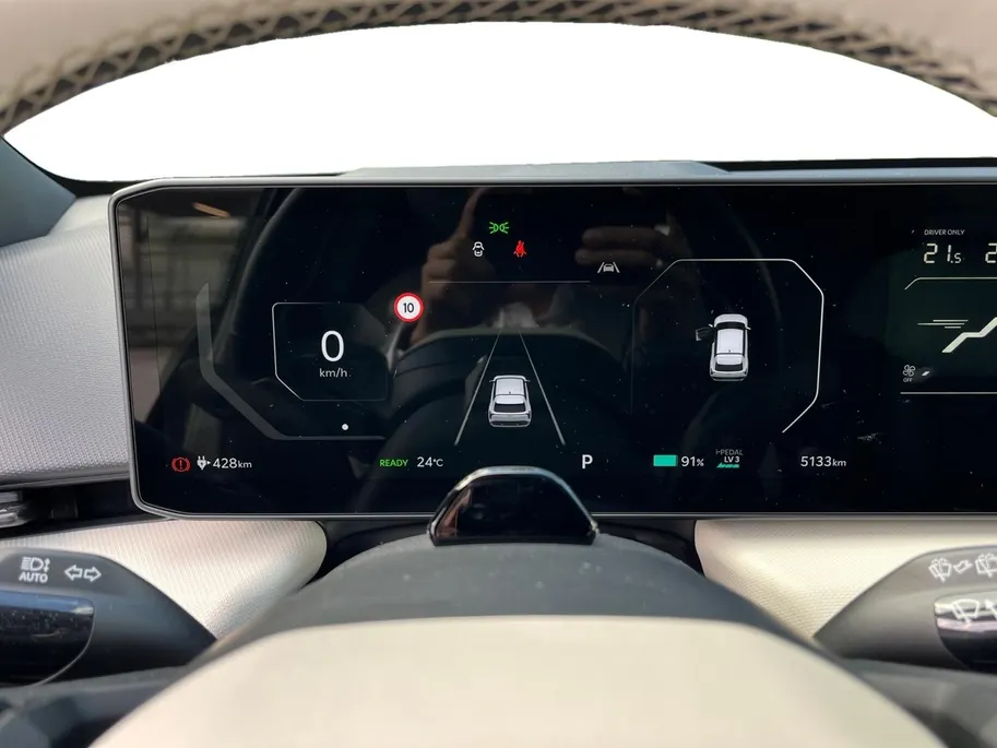 Kia EV4 GT-PlusLine 81.4 kWh | *584 WLTP* | *Meest Luxe uitvoering* | 360° Camera | Harman/Kardon Audiosystem | Schuif-/Kanteldak | Stoelverwarming-/Ventilatie | Memory Seats
