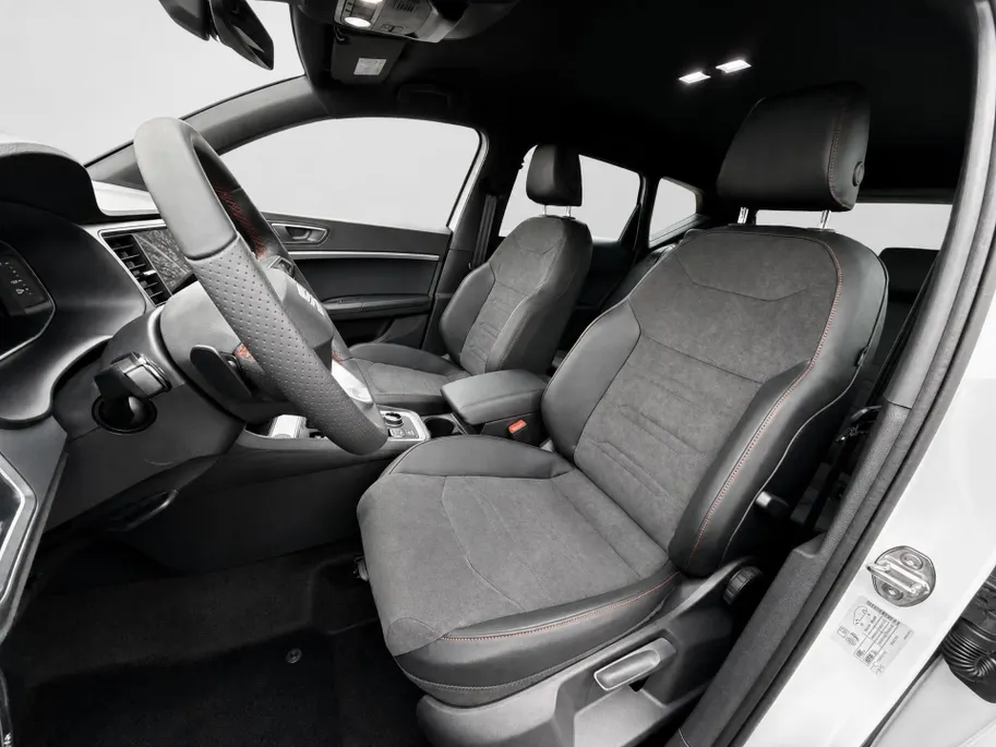 SEAT Ateca FR Business Intense 1.5 TSI 110 kW / 150 PK SUV 7 versn. DSG | 19'' Lichtmetalen Velgen | 5000,- euro Herwaardering!!