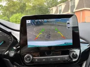 Ford Fiesta 1.0 EcoBoost Titanium | 1e Eigenaar | NL-Auto | Nieuwe distributieriem | Camera | Adaptive Cruisecontrol | Voorruitverwarming | B&O Audio | Navigatie | Apple Carplay&Android Auto | Climate Control | Dealer onderhouden |