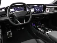 Audi A6 e-tron S edition 83 kWh 286pk · SOH 99,5% · Panoramadak · Luchtvering · Camera · SONOS Sound · Head-Up Display · Elek. Achterklep · Stoelverwarming · Garantie t/m 06-10-2030 of 100.000km