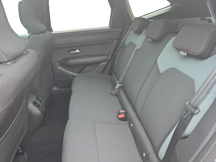Dacia Bigster 1.8 Hybrid 155 Extreme NU DEZE VOORRAAD AUTO 3000,- KORTING| Direct leverbaar | Nu tijdelijk met 7 jaar garantie | LM |glazen panorama