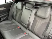 Peugeot 408 1.6 HYbrid GT 225 EAT8 First Edition *Navi*360Camera*Schuif/kanteldak*Trekhaak*Focal Audio*Adapt. Cruise Control* Memory stoel*Elekt. achterklep*Zeer nette auto!