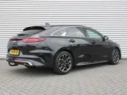 Kia ProCeed 1.5 T-GDi GT-Line | Trekhaak | Schuifdak | Stuur-/stoelverwarming | Camera | Dodehoek detectie | Telefoonlader | Cruise adapt. | 17' LM | LED |