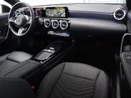 Mercedes-Benz A-Klasse 180 Star Edition Luxury Line l Trekhaak l Achteruitrij camera l Stoelverwarming l Ambiente lichtpakket