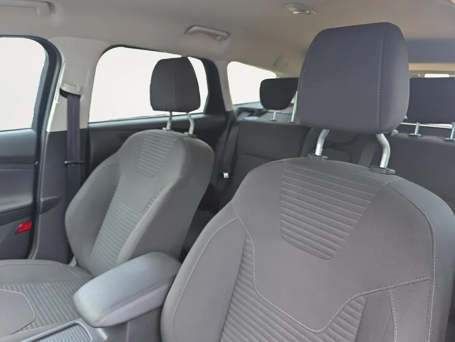 Ford Focus Wagon 1.0 Titanium | Goed onderhouden! | Apple Carplay/Android Auto | Cruise Control | Achteruitrijcamera | Climate Control | Parkeersensoren rondom | 12 maanden garantie! |