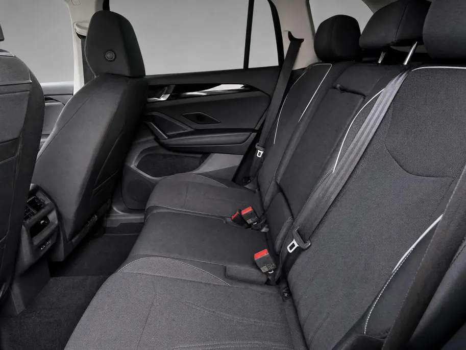 Volkswagen Tayron 1.5 204pk DSG eHybrid Elegance · 360 Camera · Wegklapbare Trekhaak · Apple/Android Car Play · Keyless · Elek. Achterklep · 18'' Inch ·