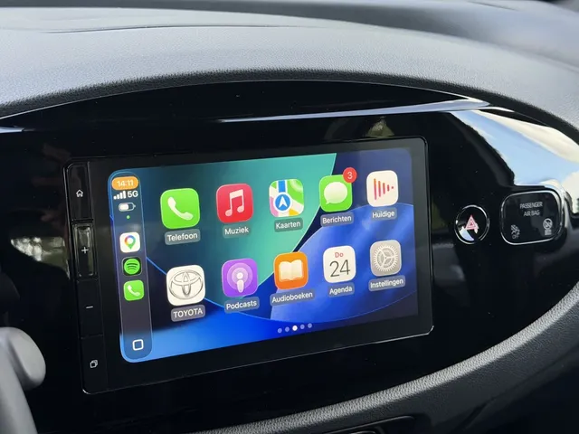 Toyota Aygo X Hybrid 115 play | Apple Car-Play | Adap cruise
