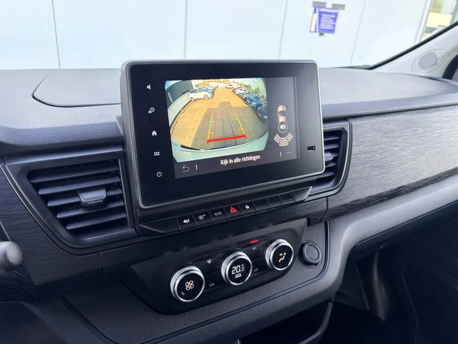 Renault Trafic 130PK Blue dCi T30 L2H1 Advance | 1ste Eigenaar | Trekhaak 2500 KG Trekgewicht | Apple Carplay/Android Auto | Climate Control | Cruise Control | Parkeersensoren |