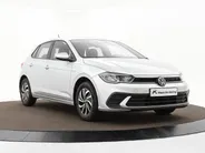 Volkswagen Polo 1.0 TSI 95pk DSG Life · Apple/Android Car Play · P-Sensoren · DAB · Virtual Cockpit · 15'' Inch ·