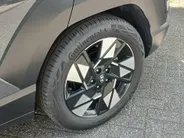 Hyundai Kona 1.6 GDI HEV 138 PK Premium / Org. Nederlands / Navigatie + Camera / Climate en Cruisecontrol /