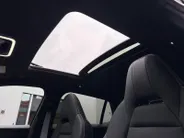 Lynk & Co 01 1.5 More |Schuif-kanteldak| Navigatie| 360 graden camera |Stoel/stuurverwarming| Lederen bekleding|