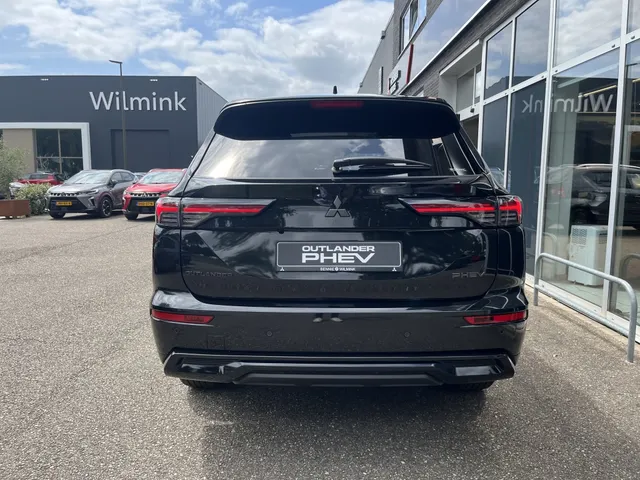Mitsubishi Outlander 2.4 PHEV Black Edition